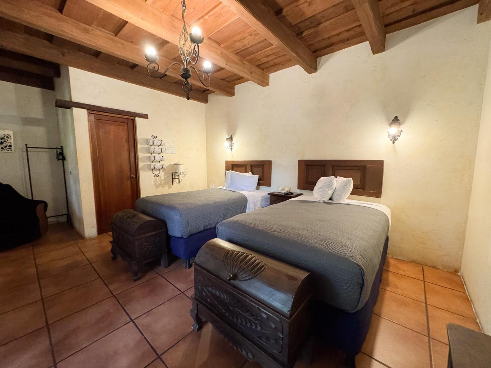 Naif Boutique Hotel アンティグア・グアテマラ エクステリア 写真