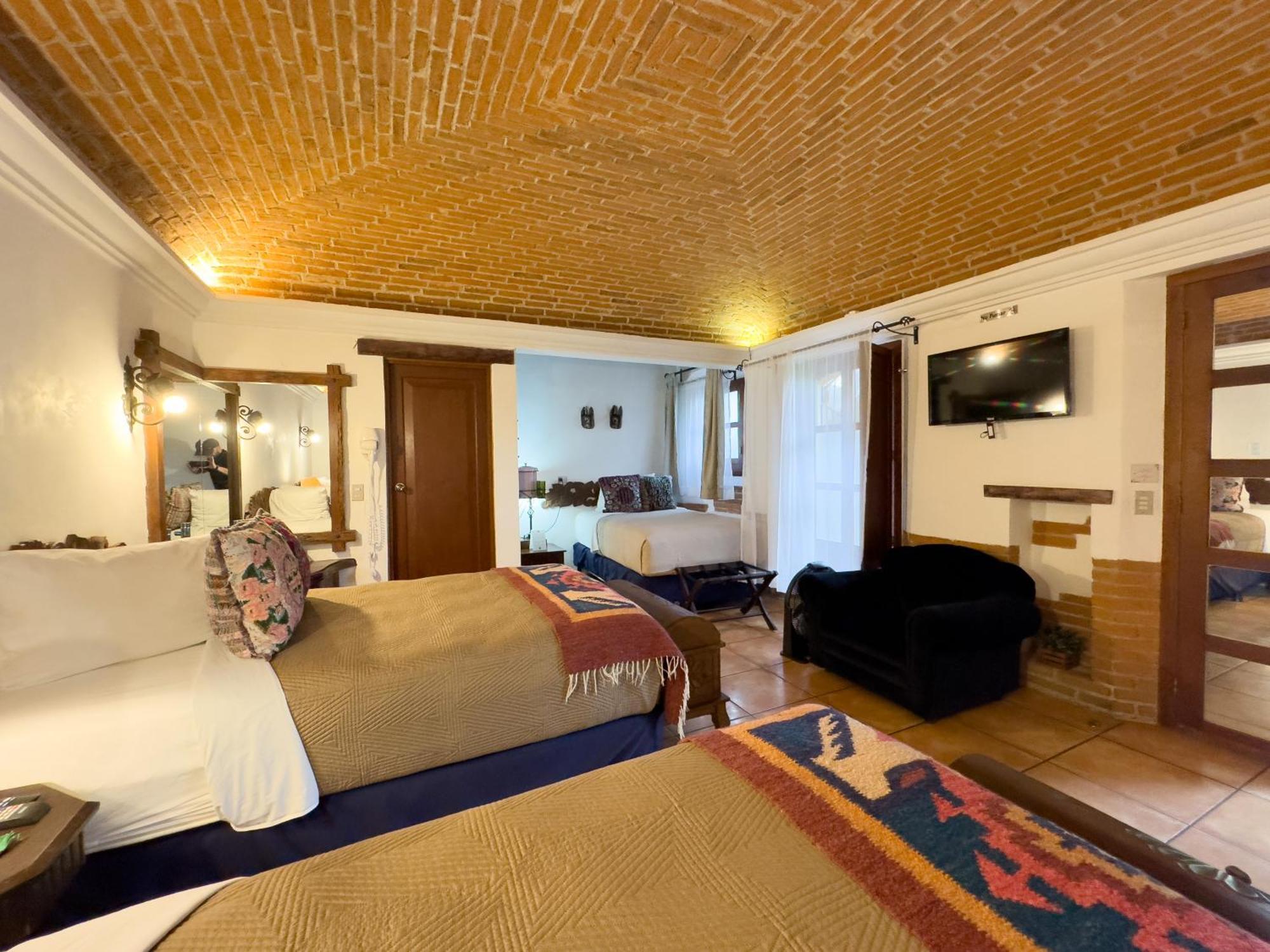 Naif Boutique Hotel アンティグア・グアテマラ 部屋 写真