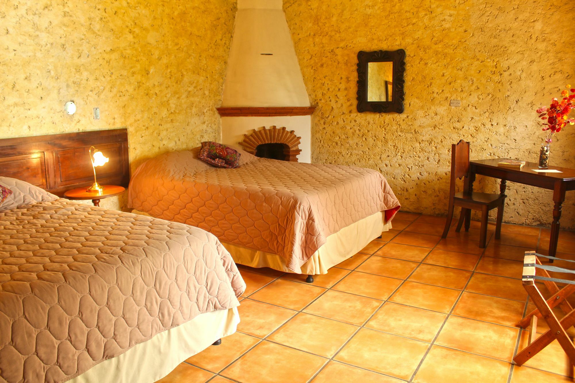 Naif Boutique Hotel アンティグア・グアテマラ エクステリア 写真